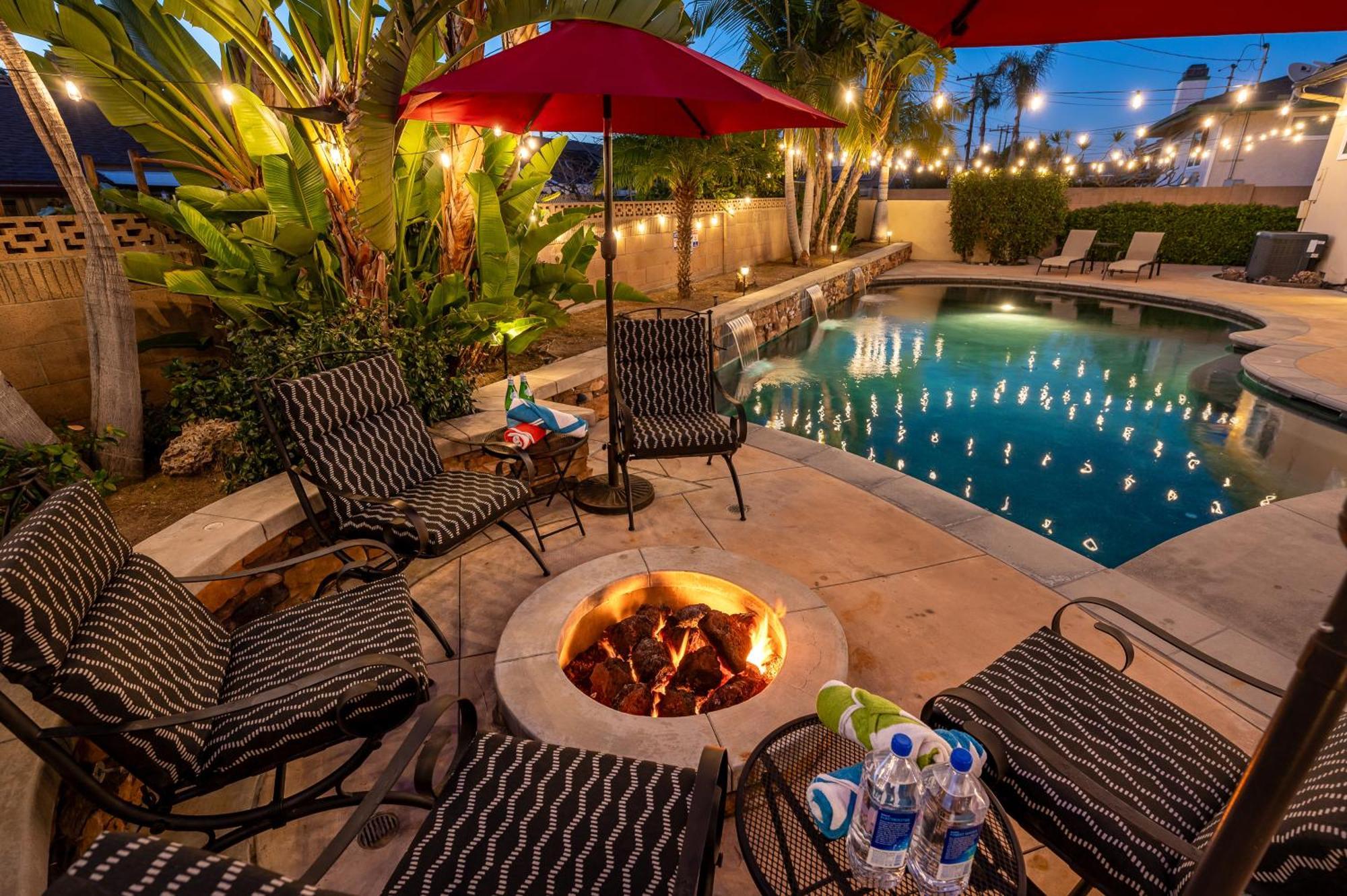 Amazing Modern Pool House Near Disneyland อนาไฮม์ ภายนอก รูปภาพ